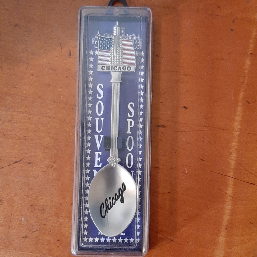 Nwt, Chicago souvenir spoon